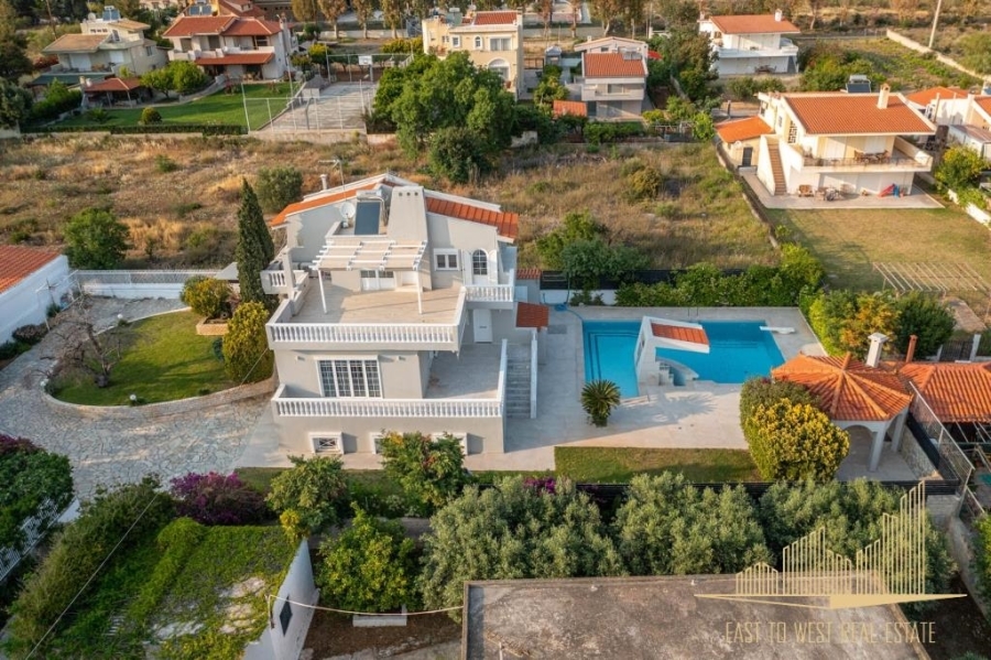 (For Sale) Residential Villa || East Attica/Kalyvia-Lagonisi - 310 Sq.m, 5 Bedrooms, 1.280.000€ 