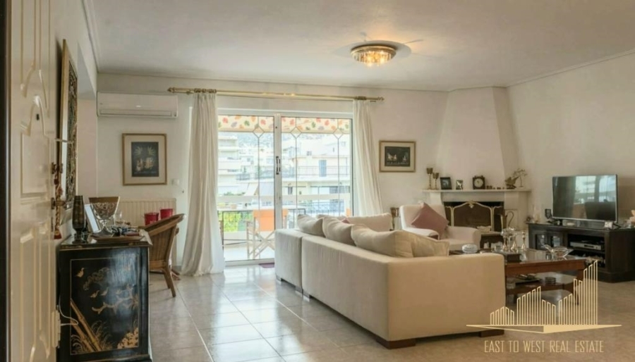 (For Sale) Residential Apartment || Athens South/Glyfada - 130 Sq.m, 3 Bedrooms, 700.000€ 